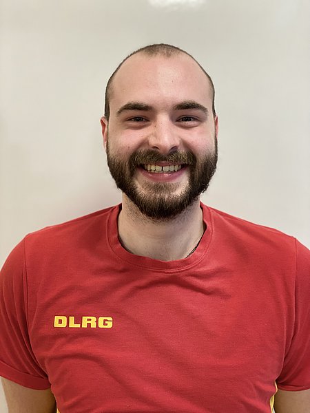 Information & Kommunikation: Paul Reinhardt